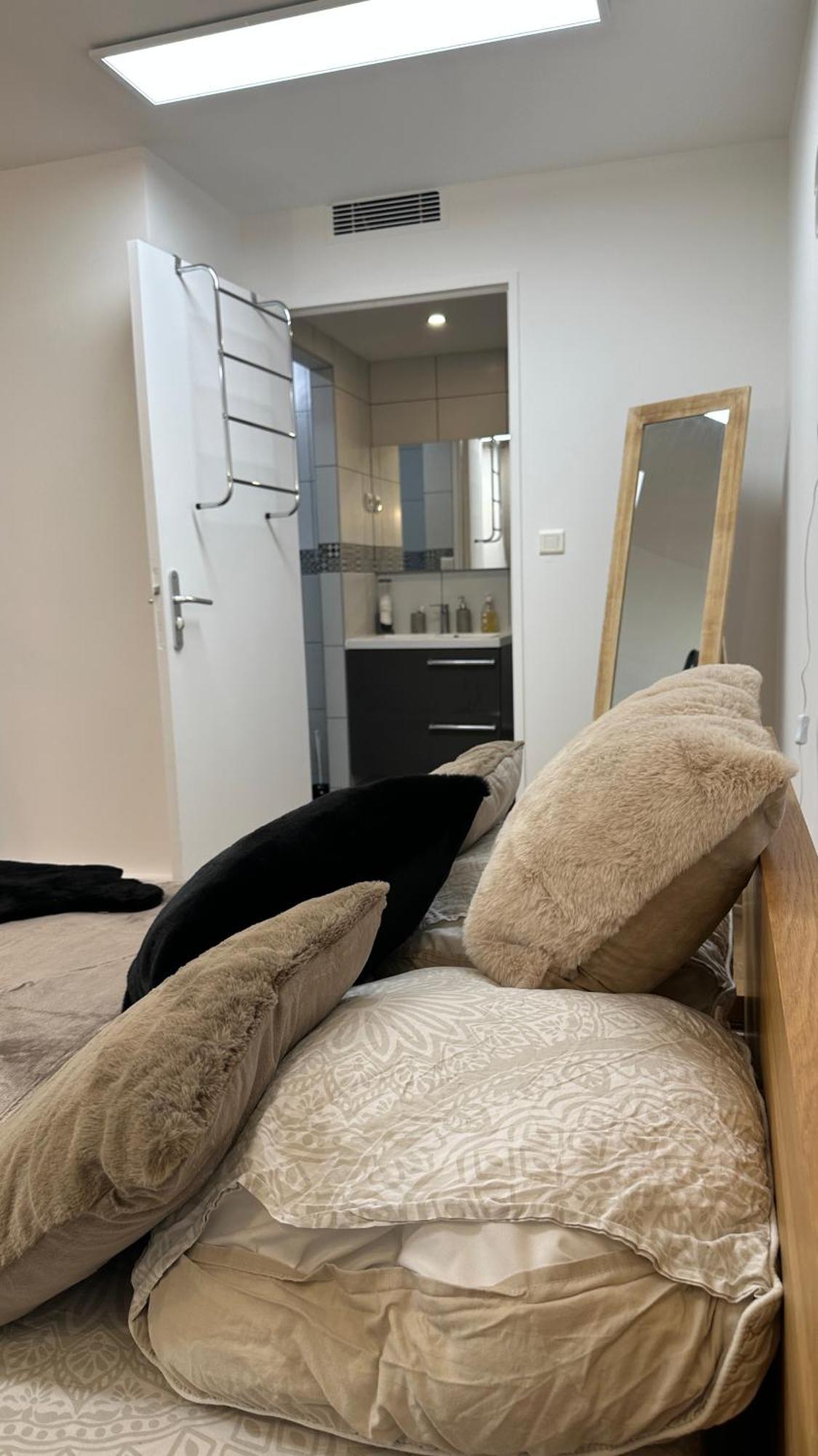 Appartement 5Min To Disneyland, Parking Prive Magny-le-Hongre Dış mekan fotoğraf